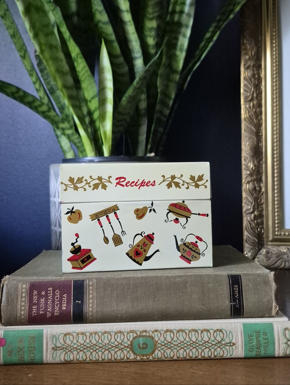 Vintage Ohio Art Company Metal Recipe Box MCM kitchenware cottage Red and Gold